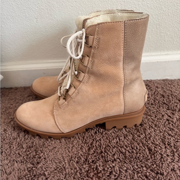Sorel Phoenix Short Lace Lux Blush Boots Style Sheepskin Size 10 - Picture 4 of 10